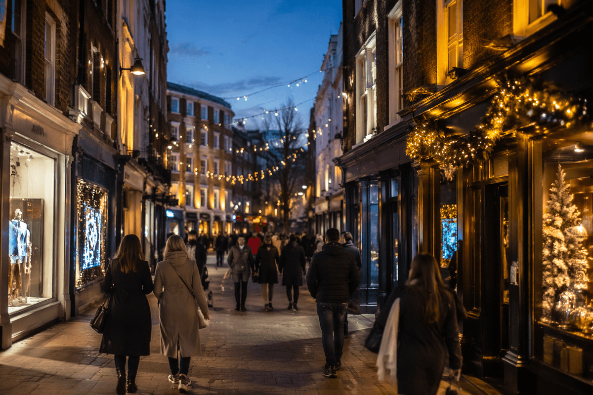 Best neighborhoods for lights, windows, and atmosphere